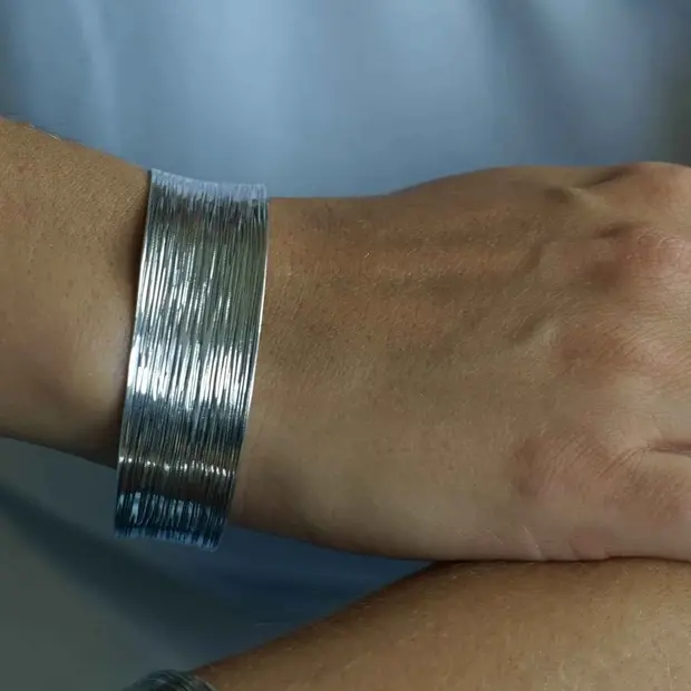 Brede bangle armband stripes