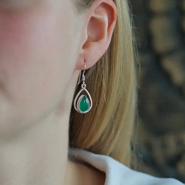 Groene onyx oorbellen Nimra