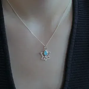 Chalcedoon hanger Lotus