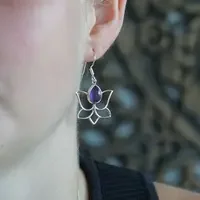 Amethist Lotus oorbellen