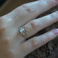 Maansteen ring lotus Maansteen ring lotus