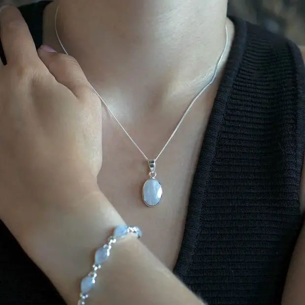 Maansteen ketting Paulina