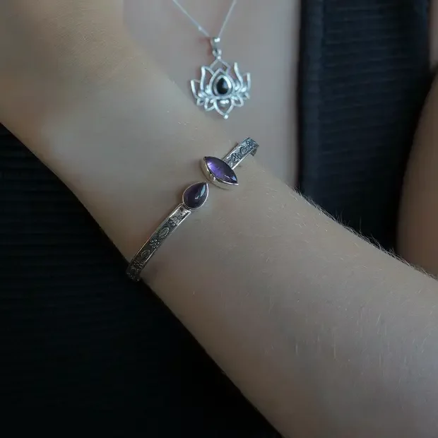 Amethist bangle armband Zazu