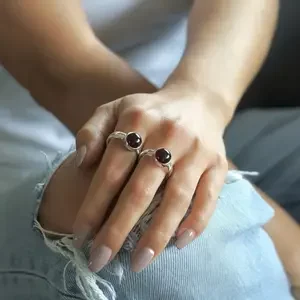Granaat ring Abou