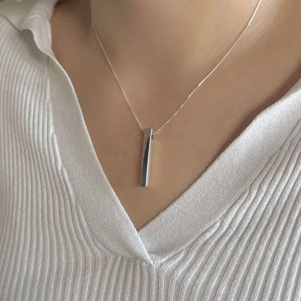 Totem Bar bedel gegraveerd