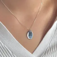 Ketting ovaal met gravure