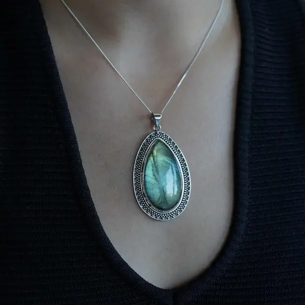 Labradoriet hanger Shanna Labradoriet hanger Shanna