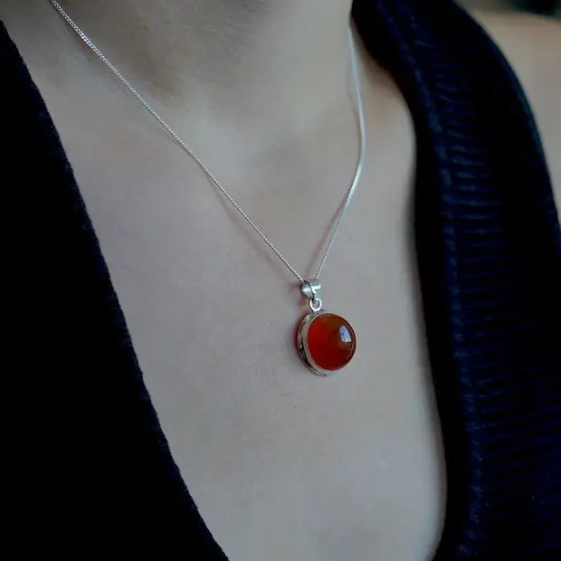 Carneool hanger Shanta Carneool hanger Shanta