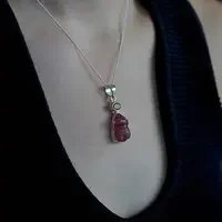 Granaat hanger Belari