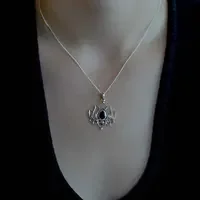 Lotus hanger Black onyx