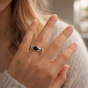 Onyx ring Love