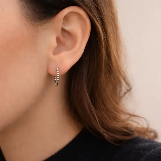 Zilveren Bali oorstekers