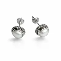 Zilveren oorknopjes Parel