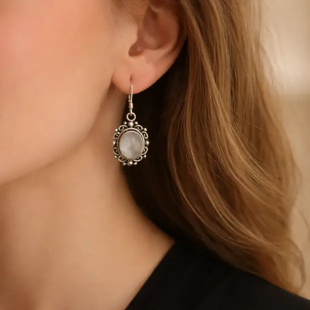 Zilveren oorbellen Maansteen Amelia