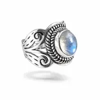 Maansteen ring  Ewari