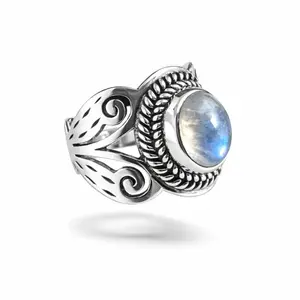 Maansteen ring  Ewari