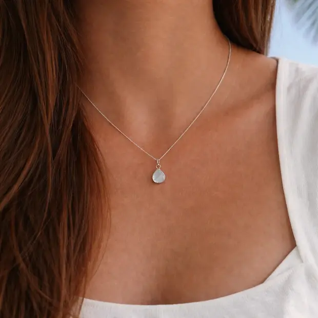 Maansteen ketting druppel