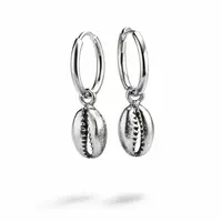 Zilveren oorringen Seashell