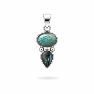 Labradoriet hanger Mira