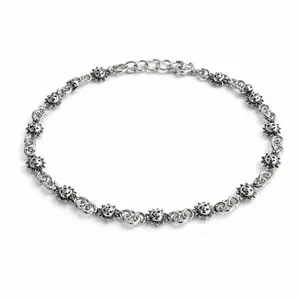 Zilveren armband met zonnetjes