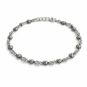 Zilveren armband met zonnetjes