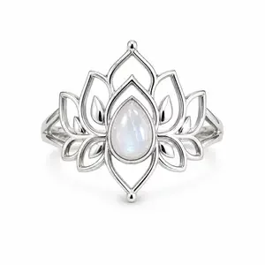 Maansteen ring lotus