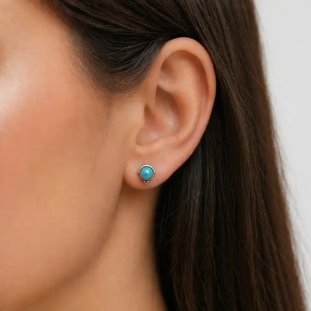 Turquoise oorknopjes Lusa