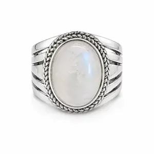 Zilveren ring Moonstone Yori
