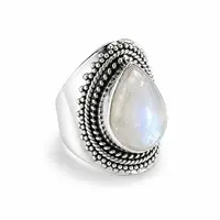 Zilveren ring Maansteen Ranisha Zilveren ring Maansteen Ranisha