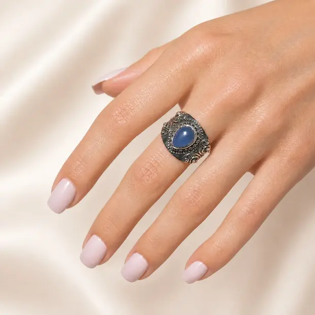 Blauwe Chalcedoon ring Divya
