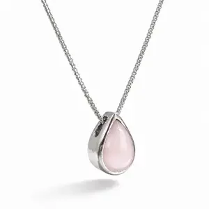 Rozenkwarts ketting Belina