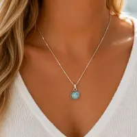 Larimar hanger Carmen