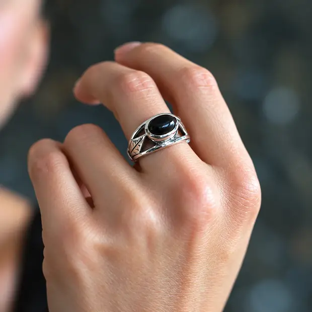Onyx ring Leaf Onyx ring Leaf