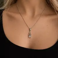 Triquetra hanger maansteen Aine