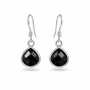 Zwarte Spinel oorbellen Avin