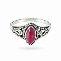 Robijn ring Novia