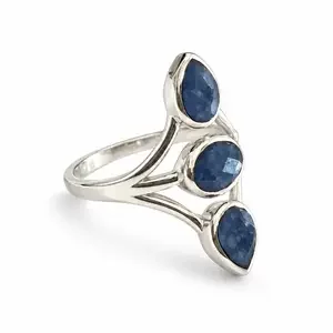 Saffier ring Manomi