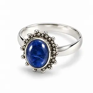 Saffier ring Yusra