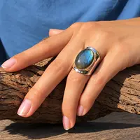 Labradoriet ring Anello Labradoriet ring Anello
