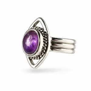 Zilveren ring met Amethist