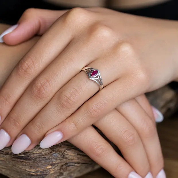 Geboortesteen ring juli Geboortesteen ring juli