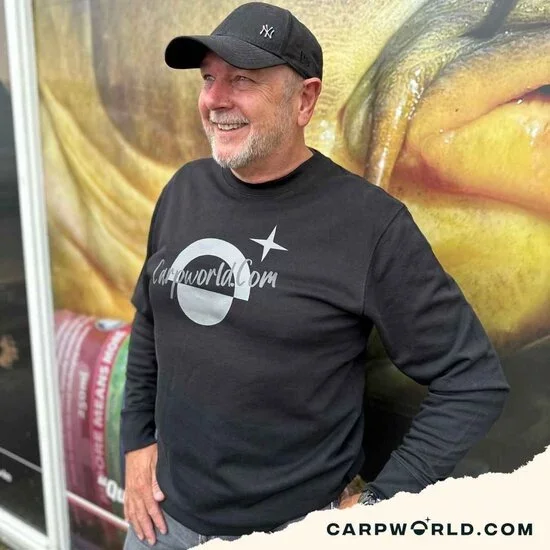 Carpworld.com Carpworld.com Black Crewneck