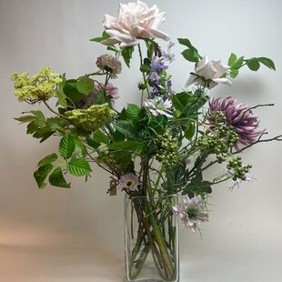 Boeket zijden bloemen "Pale & Purple"