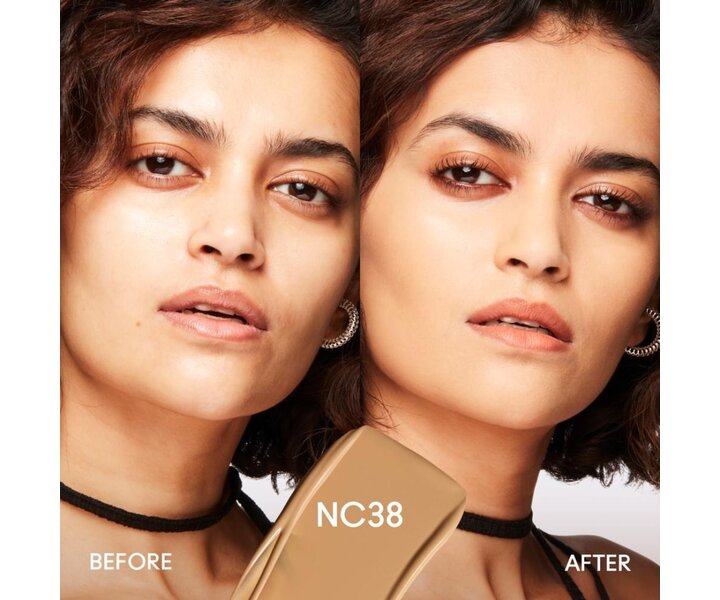 Studio Fix Fluid SPF 15 NC38 Foundation - 30ml