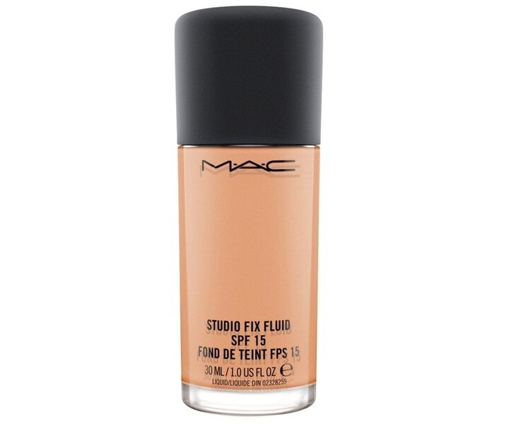 Studio Fix Fluid SPF 15 NW22 Foundation - 30ml