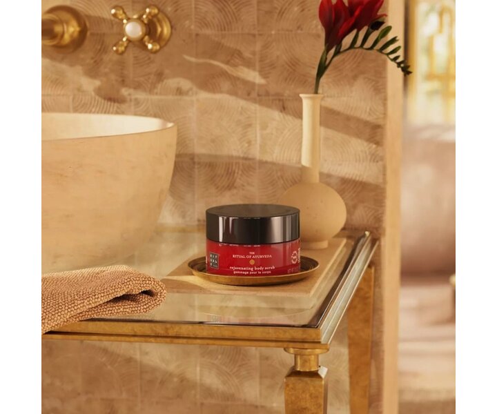 Ayurveda Rejuvenating Body Scrub - 300gr