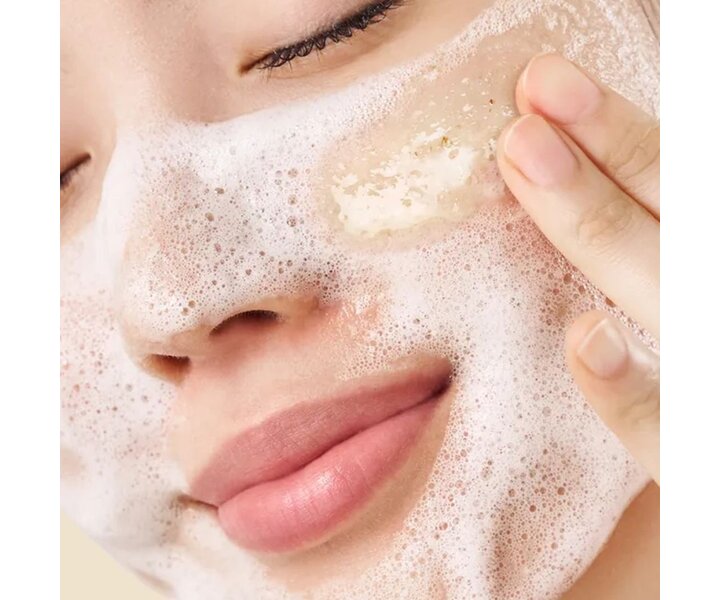Oat Exfoliating Facial Scrub Cleanser - 150ml