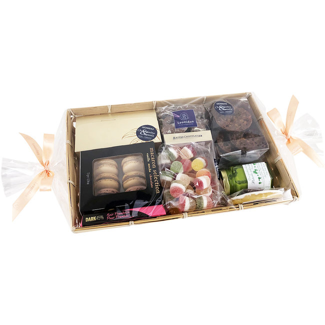 Grote Delicatessen Geschenkmand met Pralines en Zoetigheden