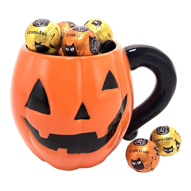 Leonidas Halloween mug with 25 chocolate balls