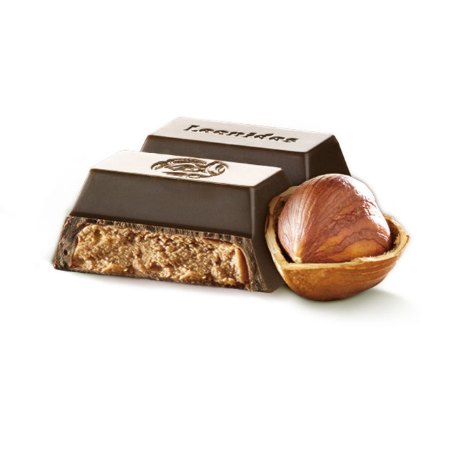 Leonidas Bâton Noir aux éclats de Noisettes et cœur fondant Praliné 50g